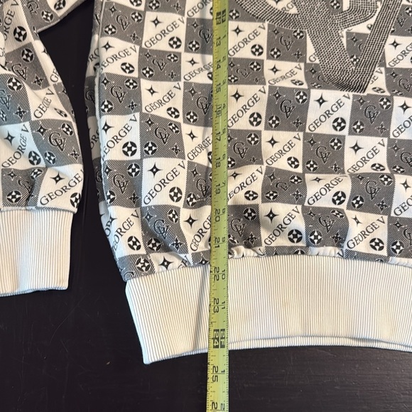 Avenue George V Paris Monochrome Patterned Men's Hoodie - Picture 2 of 6